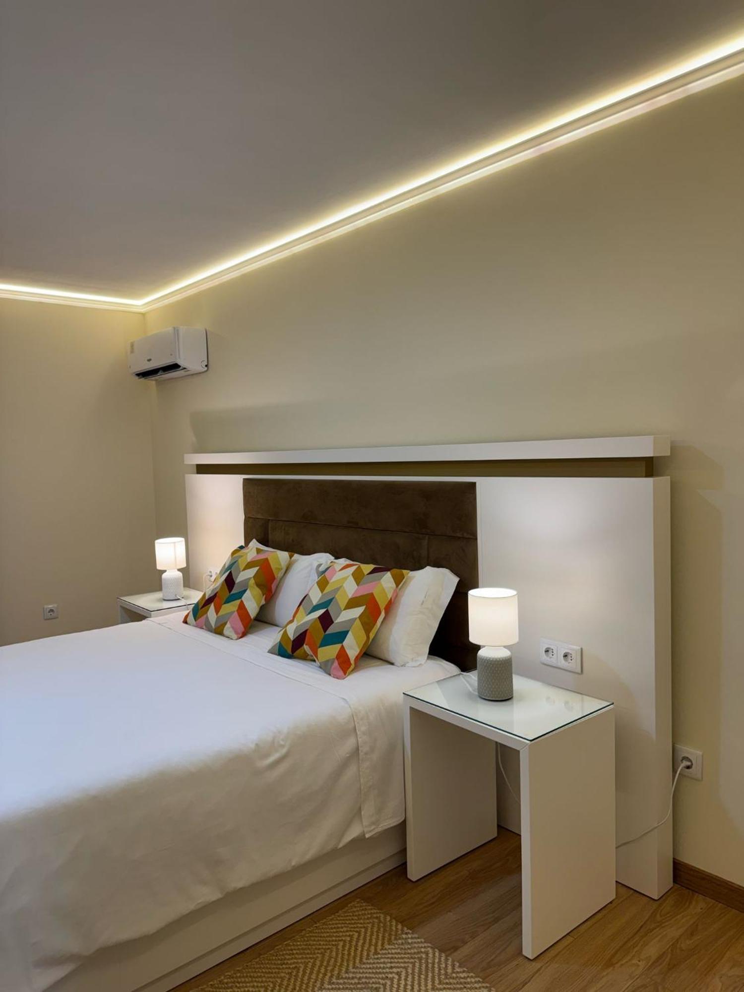 Monte Dos Vicentes Herdade Da Yucca Farm stay *